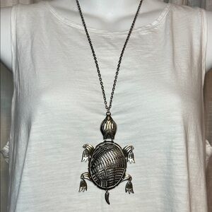 Silver Turtle Pendant Necklace
